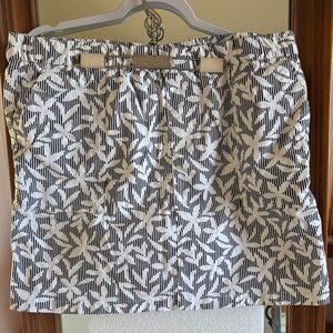 Lands' End Black & White Geometric Print Skort 16P LN